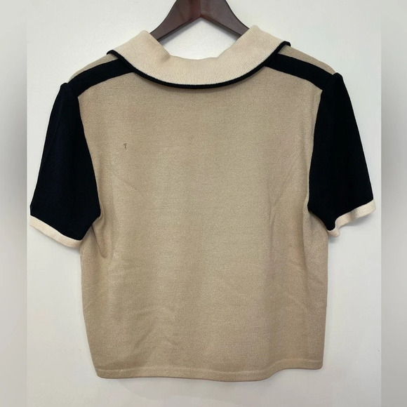 Vintage St John Sport|| Knit Short Sleeve Top, Size Medium - Picture 7 of 8